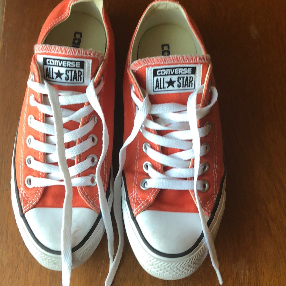 Converse Shoes - good condition!